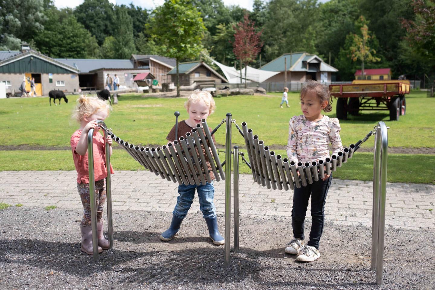 foto van kinderen die muziek maken